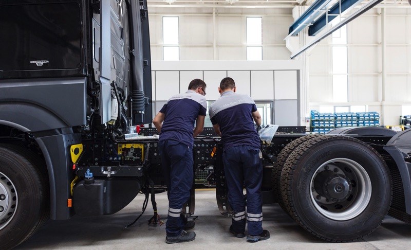 Mercedes’in elektrikli kamyonu test edilecek 2