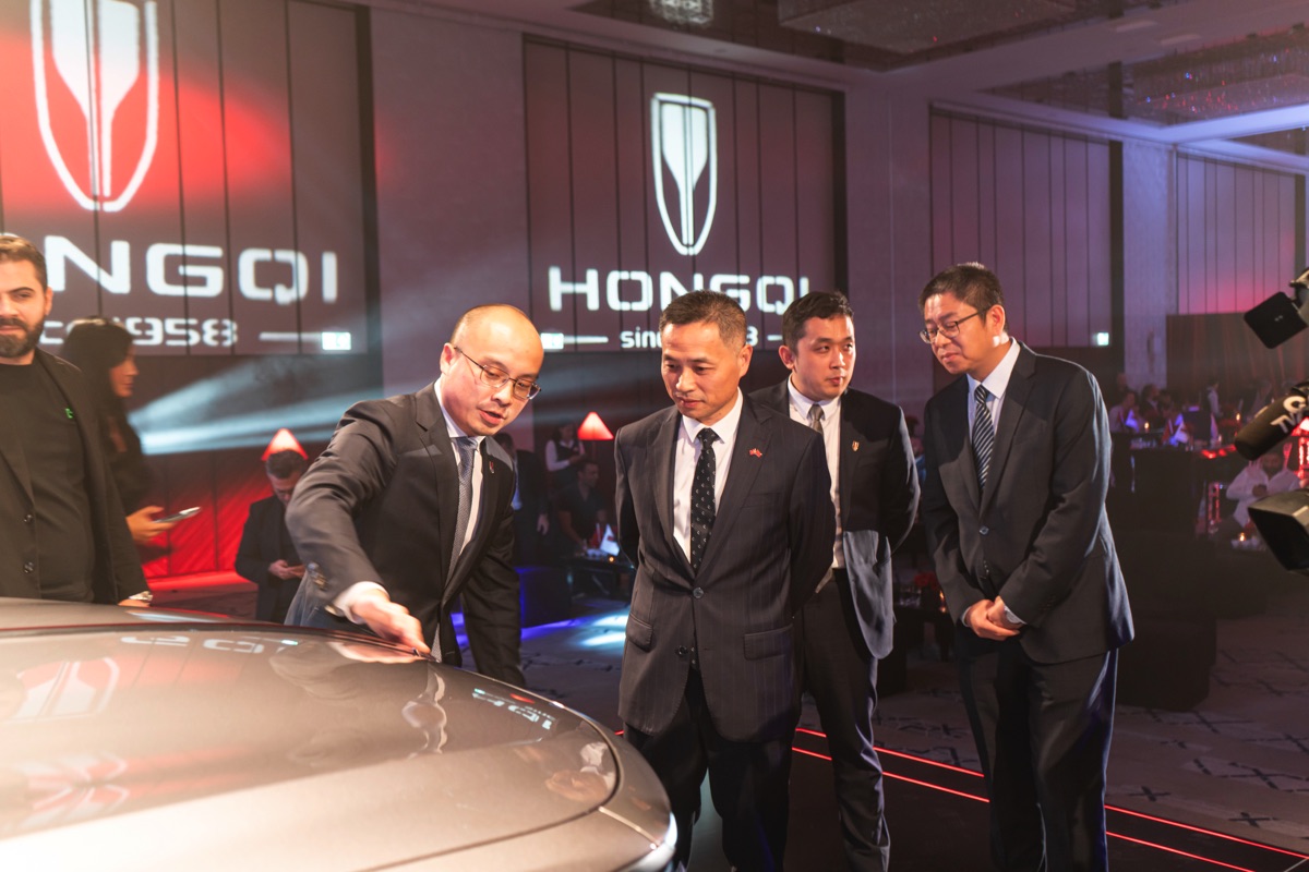 Çinli Honqi’nin elektrikli lüks SUV’u Türkiye’de 6