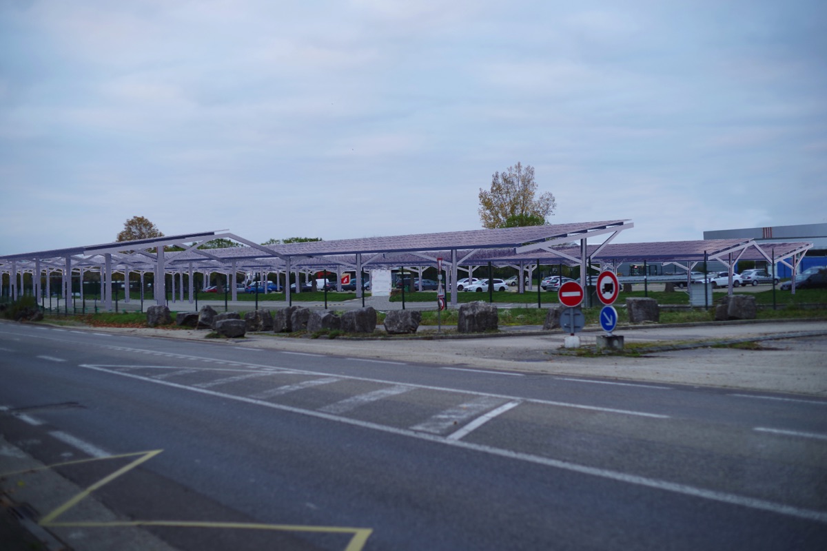 Renault Trucks çatısını güneş enerjisiyle donatılıyor 3