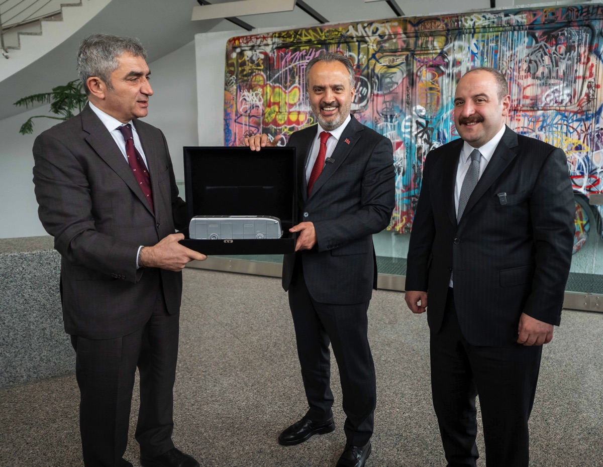 Bursa’nın ilk elektrikli otobüsleri Karsan e-ATA 3