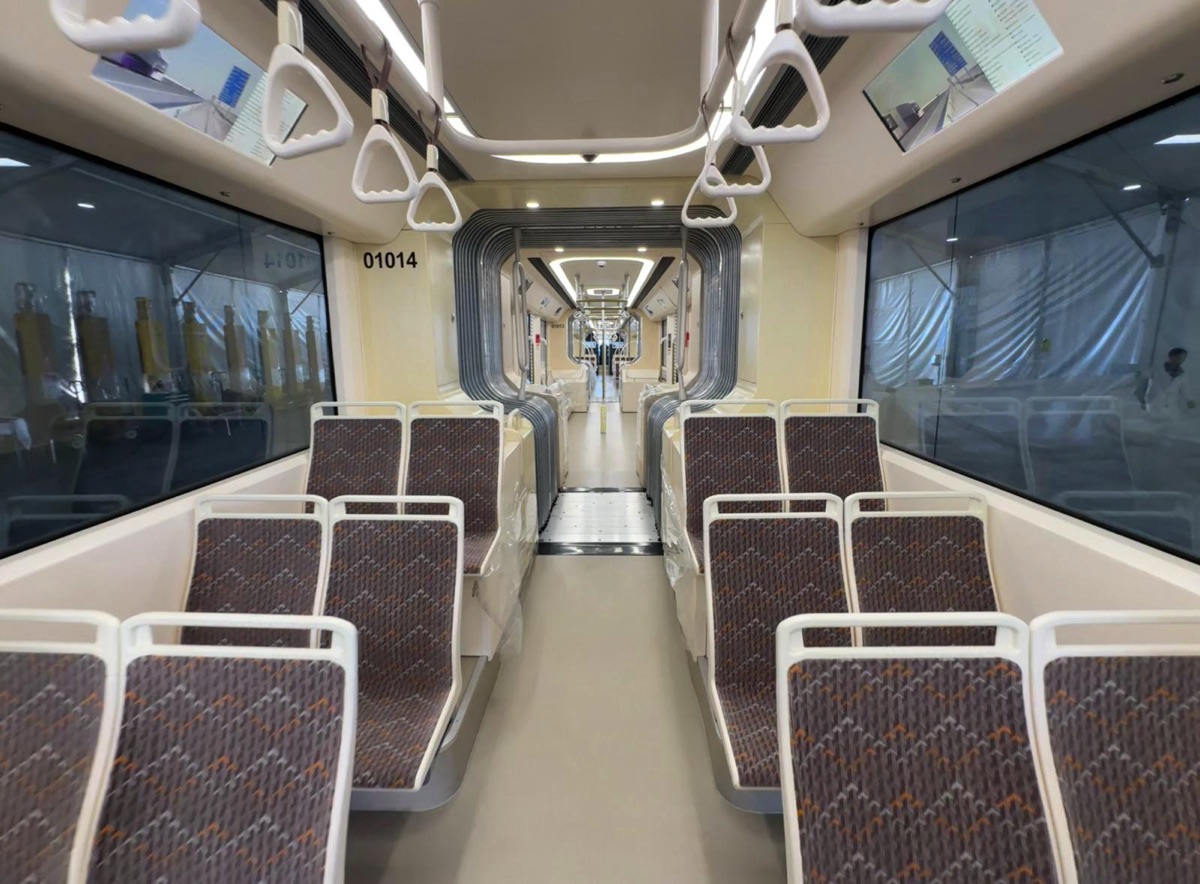 Elektrikli metrobüs test sürüşüne başladı 2