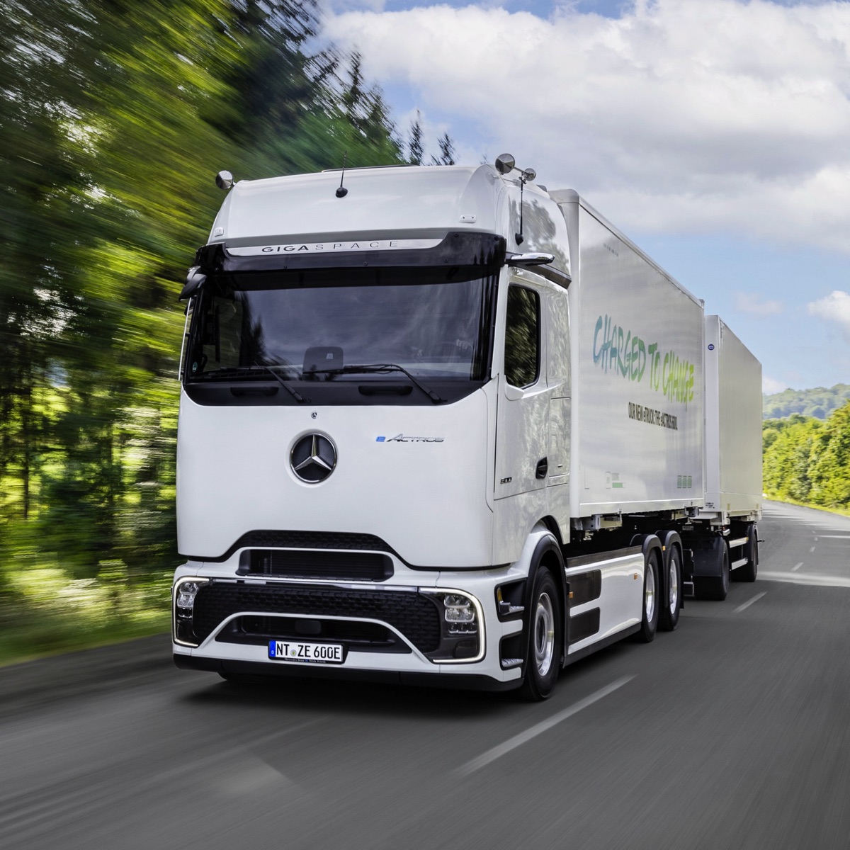 Daimler Truck, elektrikli araç satışlarını 3'e katladı 1