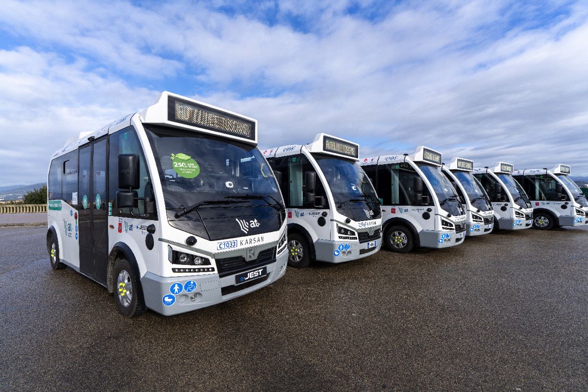 Karsan İtalya’da 250’nci elektriklisini teslim etti 2