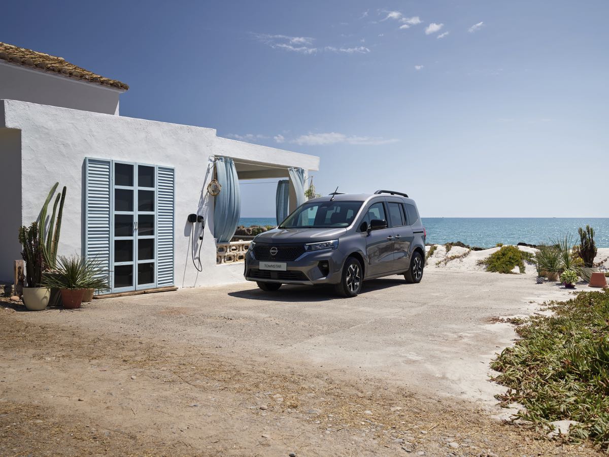 Nissan Türkiye, Townstar ile hafif ticari araç pazarına girdi 9