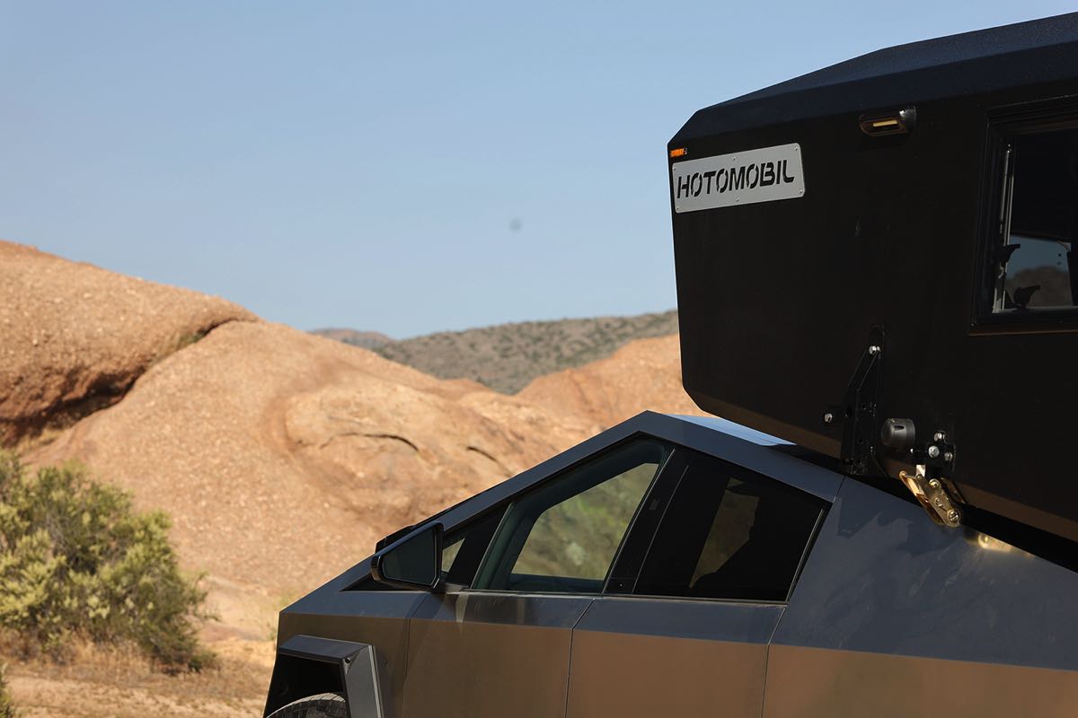 Hotomobil Cybertruck karavanı Bitcoin ile satışa sundu 17