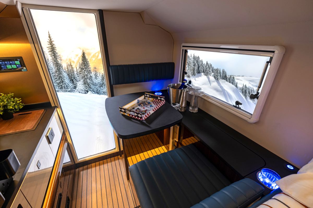 Hotomobil Cybertruck karavanı Bitcoin ile satışa sundu 26