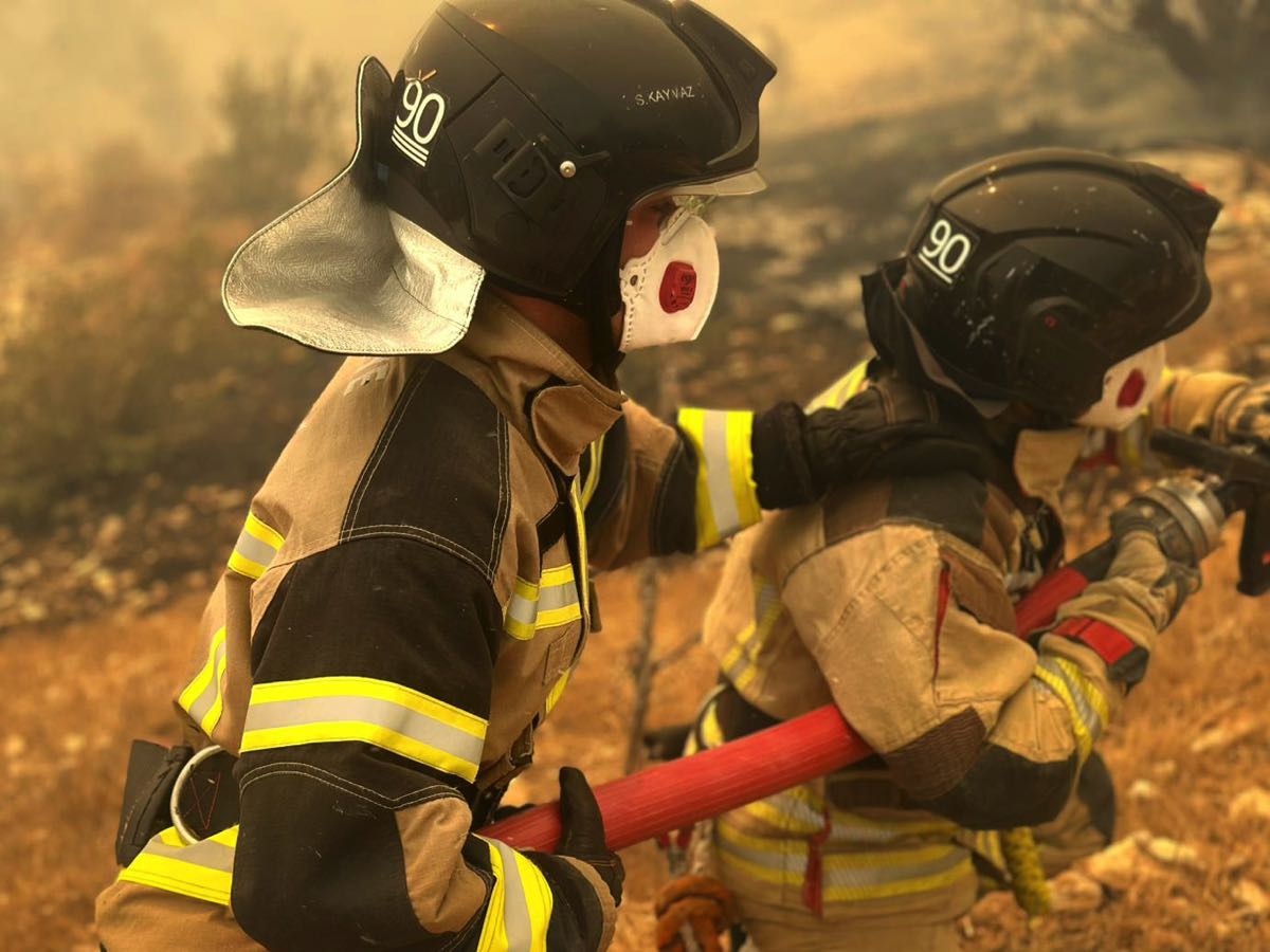 Akkuyu NGS İtfaiyesi orman yangınlarıyla mücadeleye destek verdi 1