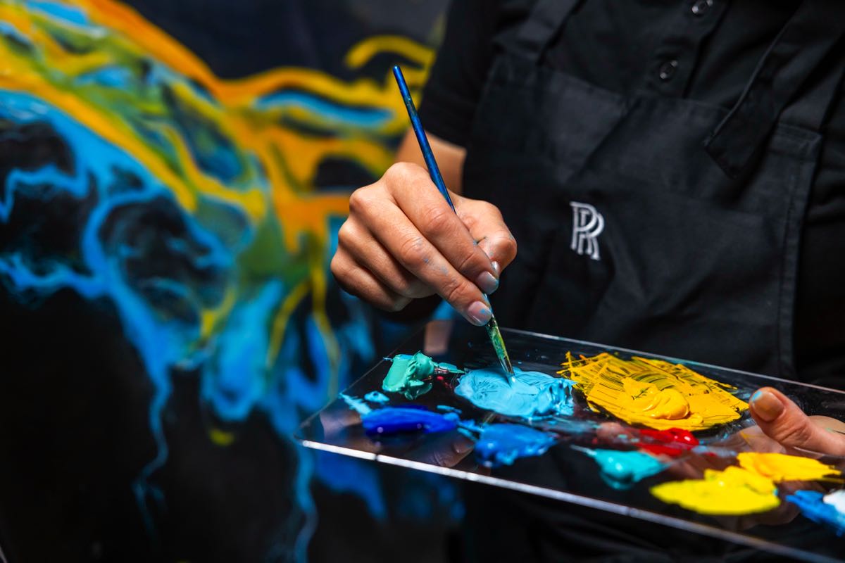 Rolls-Royce’dan uzayın dramasını kutlayan tasarım