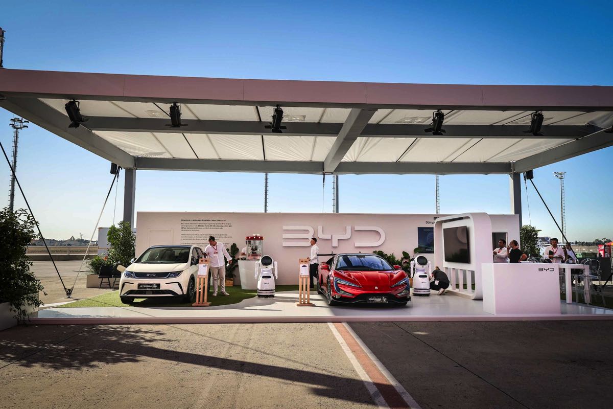 BYD’nin Yangwang’ı nefesleri kesti 10