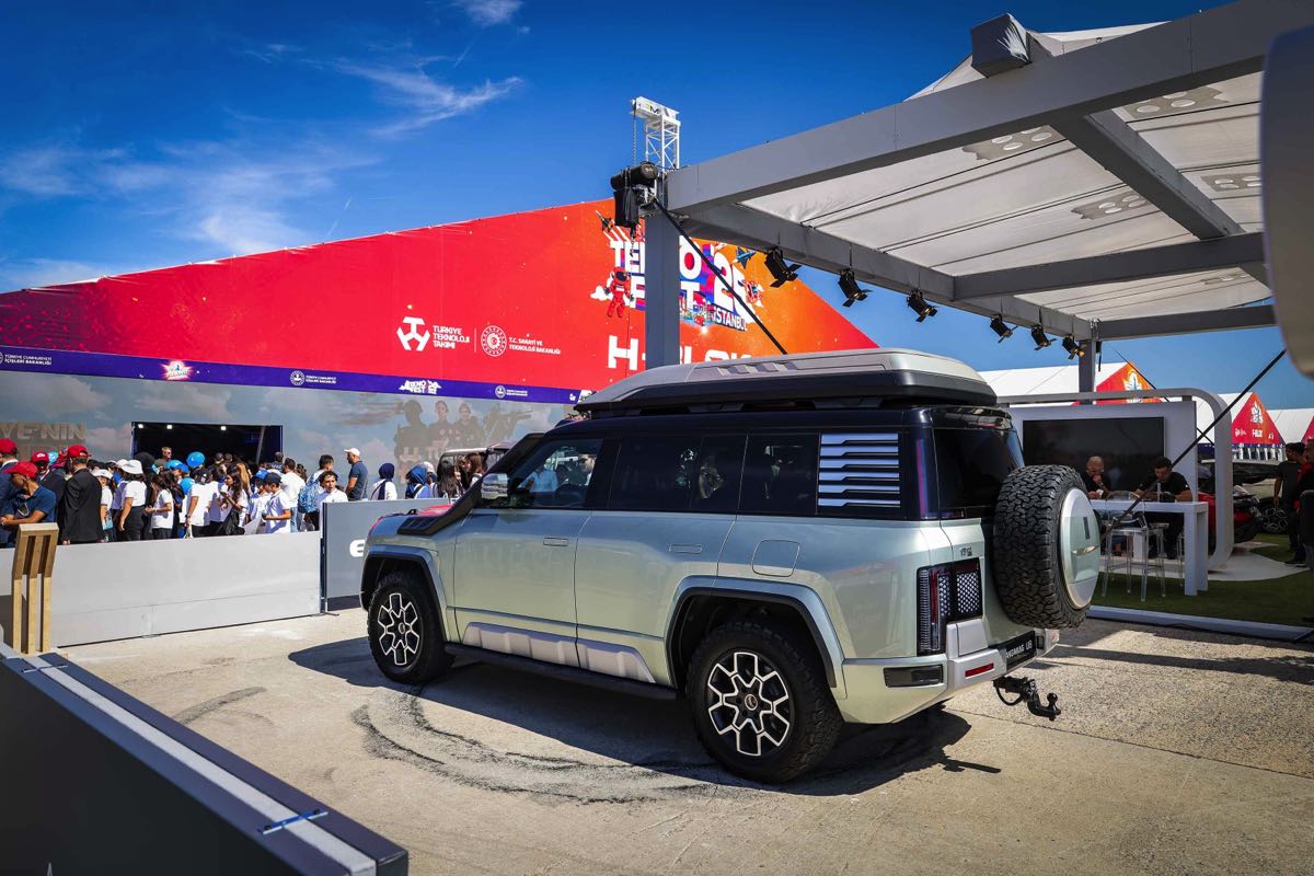 BYD’nin Yangwang’ı nefesleri kesti