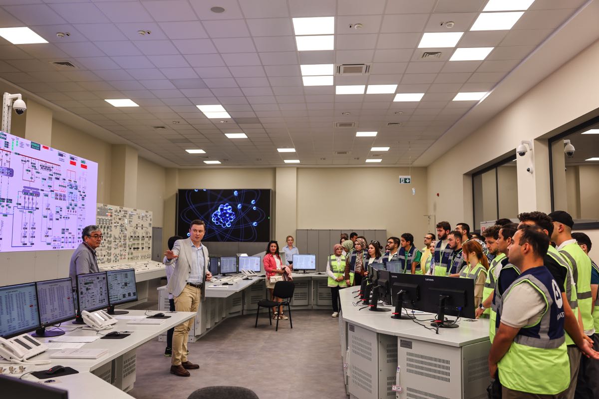 Sinop Üniversitesi öğrencileri Akkuyu NGS sahasını ziyaret etti 11