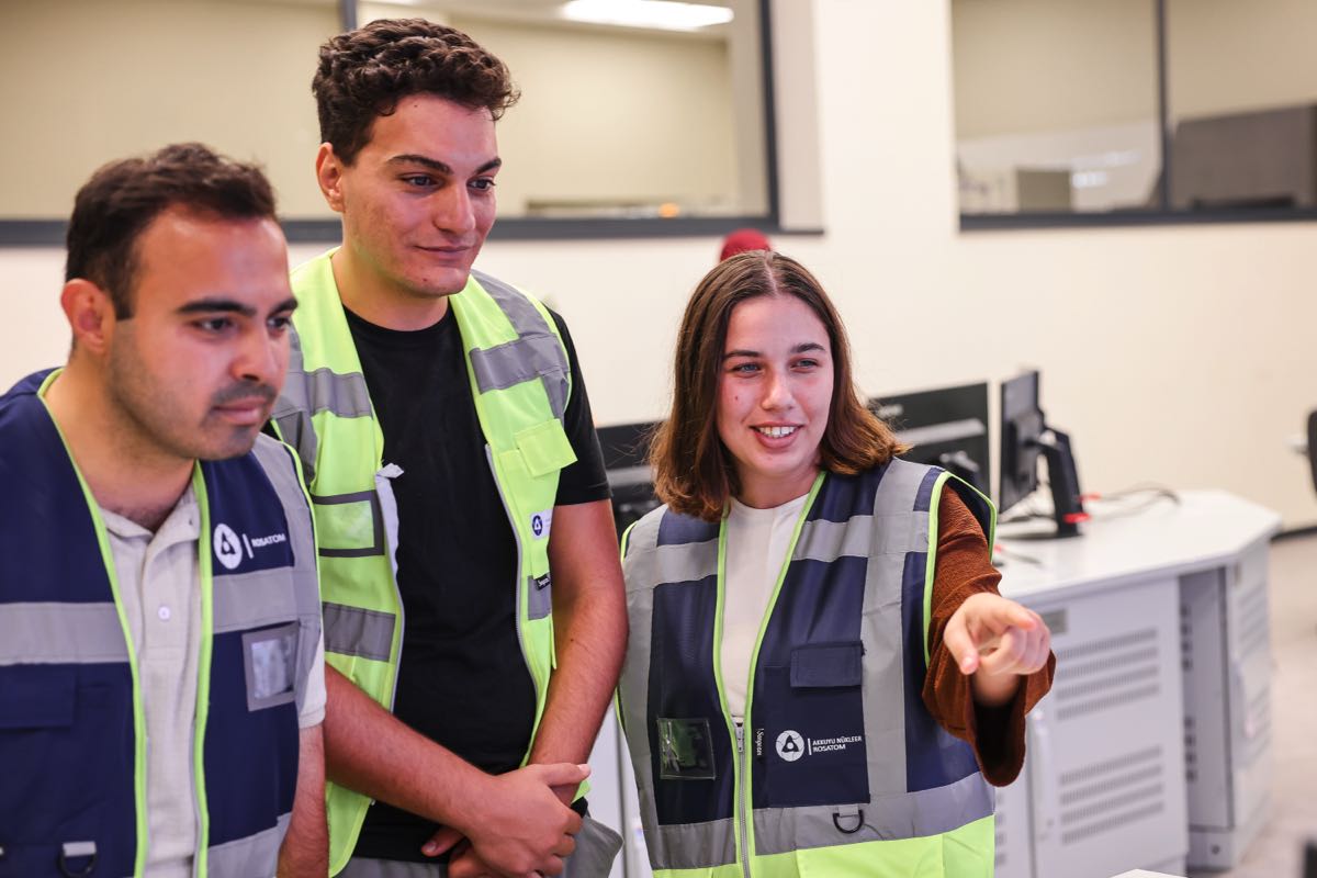 Sinop Üniversitesi öğrencileri Akkuyu NGS sahasını ziyaret etti 6