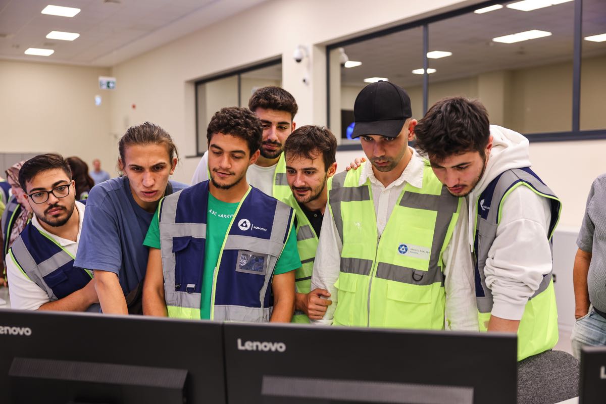 Sinop Üniversitesi öğrencileri Akkuyu NGS sahasını ziyaret etti 8