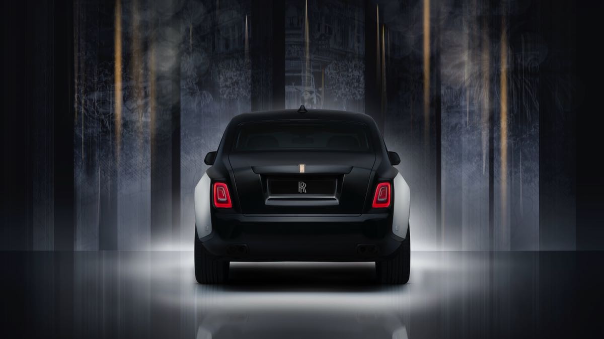 Rolls-Royce’dan 100 yıllık efsanesine özel koleksiyon 6