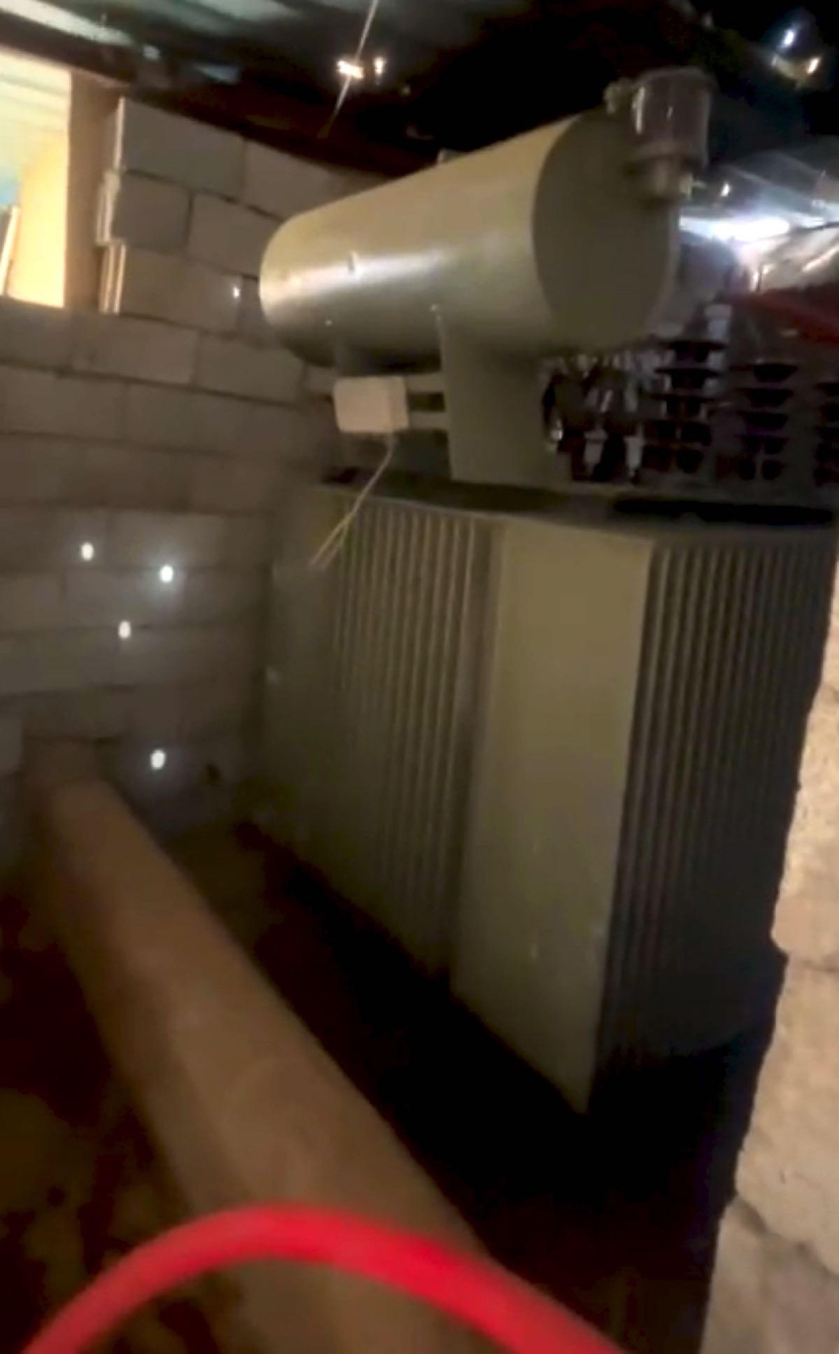 Ahır görünümlü yapıdan kripto fabrikası çıktı 1