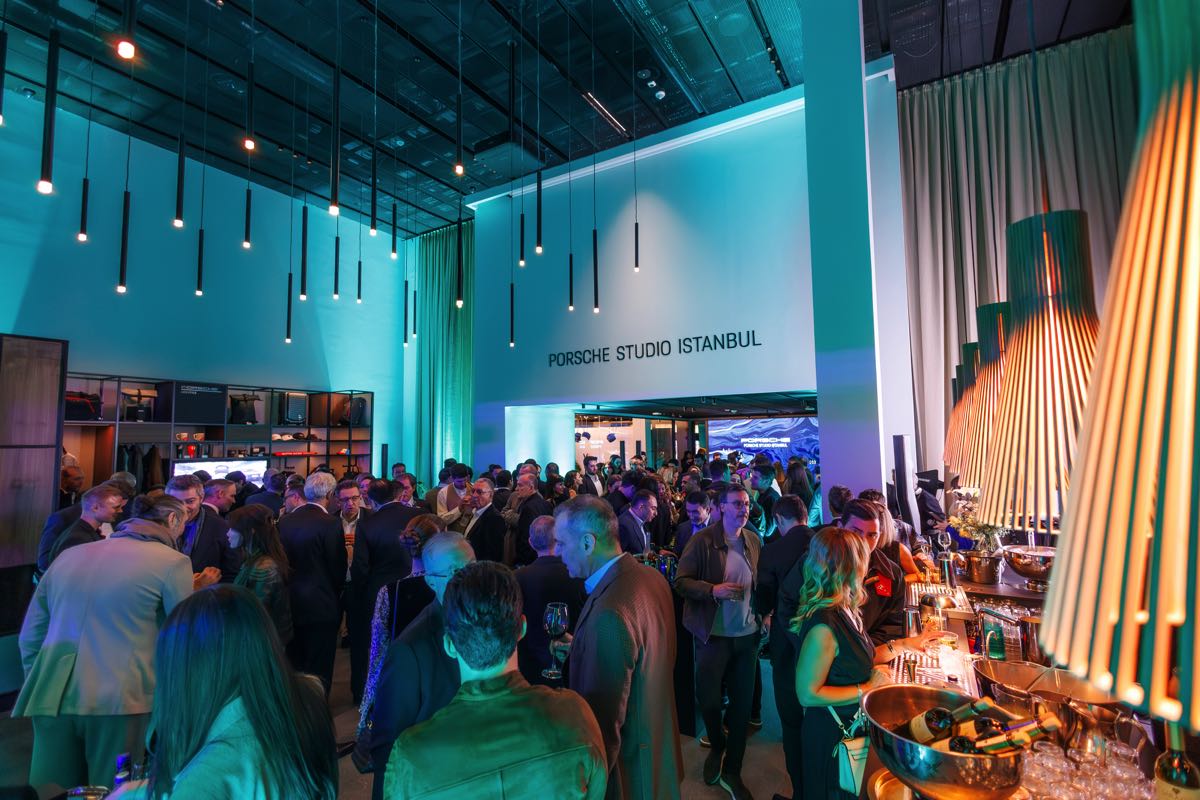 Porsche Studio İstanbul açıldı 1