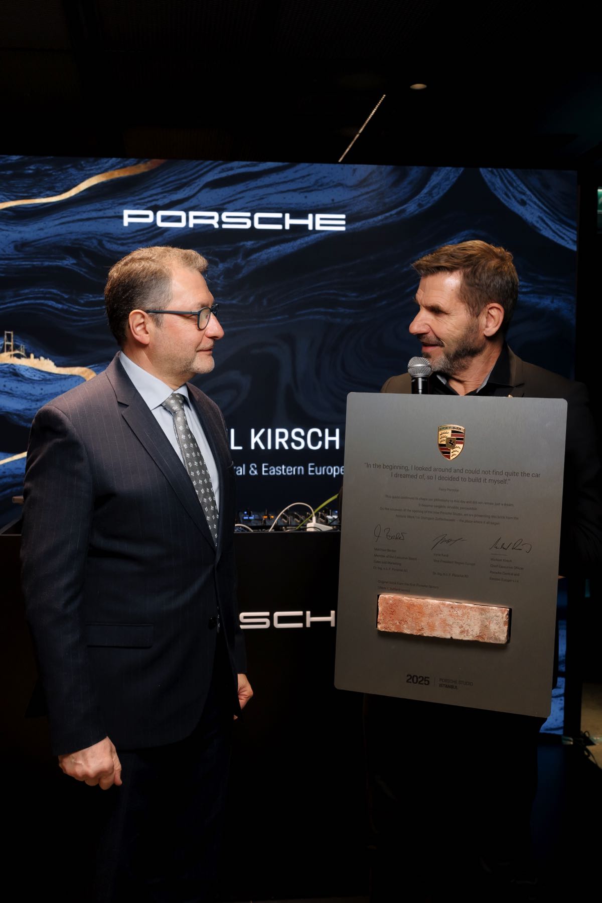 Porsche Studio İstanbul açıldı 15
