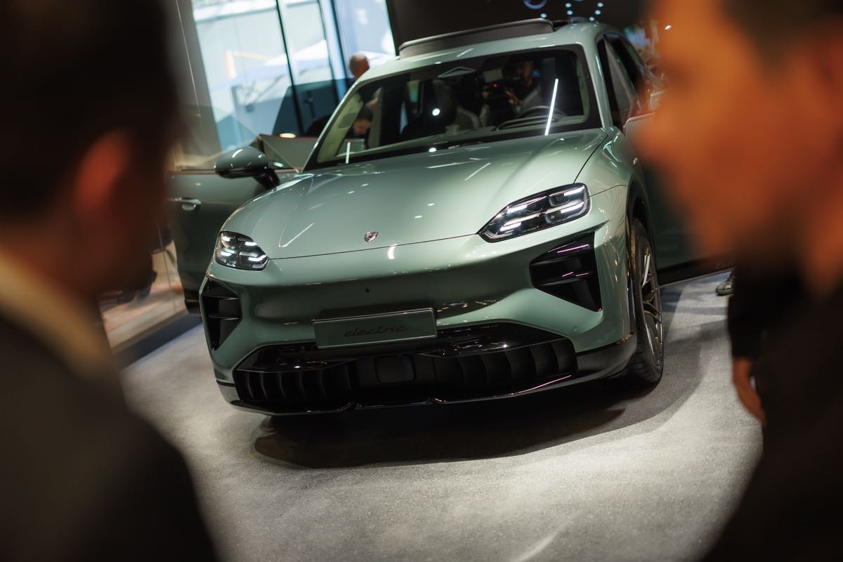 Porsche Studio İstanbul açıldı 8