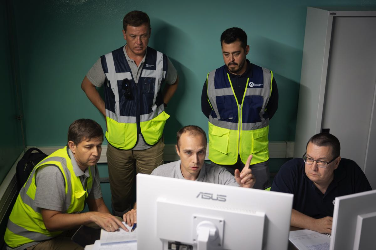 Akkuyu NGS’ye temsili yakıt demetleri yüklendi 14