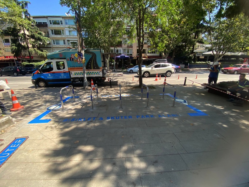 Elektrikli skuterlerin park sorunu çözülüyor