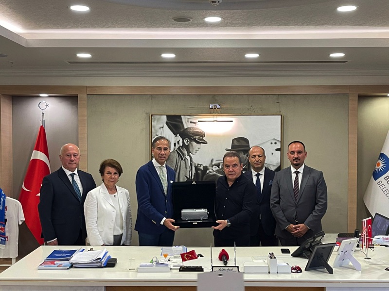 Antalya’nın ilk elektrikli otobüsü Karsan e-ATAK  1