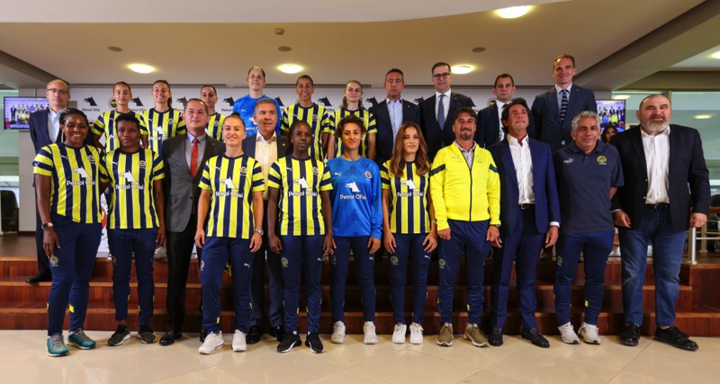 Petrol Ofisi, Fenerbahçe Kadın Futbol Takımı’nın sponsoru oldu 4