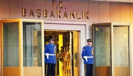 Başbakanlık ve Bakanlıklara atamalar