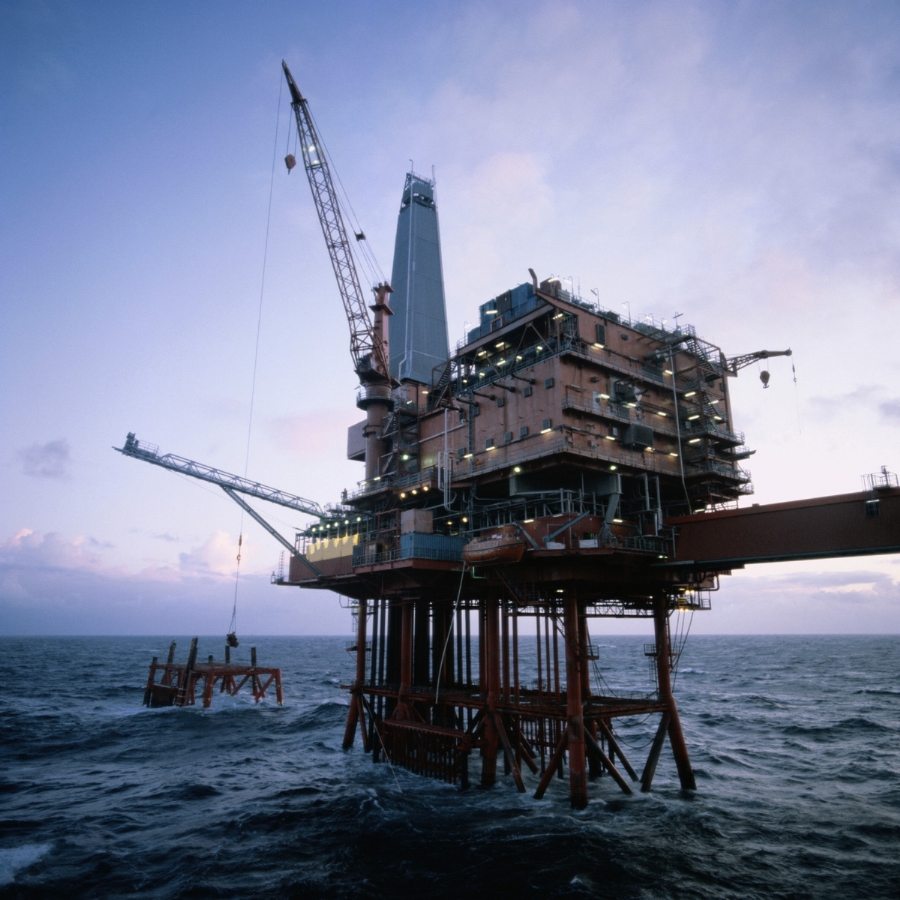 Norveç petrol sektörü yatırım harcamalarını kısacak