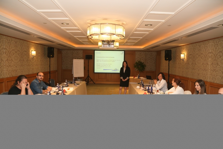 İK Profesyonellerine Uluslararası Değerlendirici Eğitimi