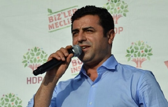Polis, Demirtaş`ın evinde akaryakıt kaçakçısı aramış