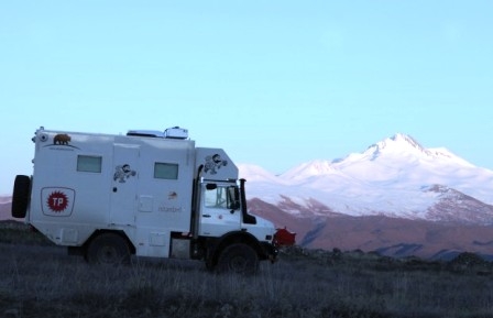 Dünya Petrol Kongresi davetiyeleri elden teslim