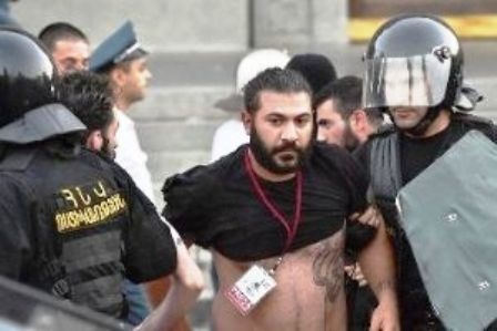 Ermenistan elektrik zammını gözden geçirecek