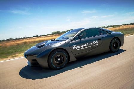 BMW`nin hidrojen yakıt hücre aracı bu ay test edilecek