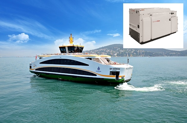 Kadıköy vapurunu Aksa aydınlatıyor