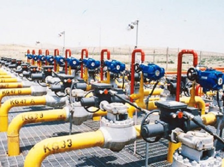 İran Umman`a doğalgaz gönderecek