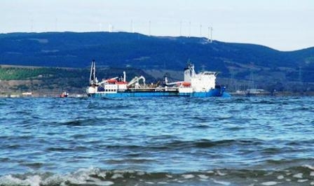 Lapseki-Sütlüce Denizaltı Kablo bağlantısı faaliyete geçiyor