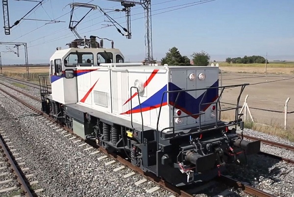 Yerli yüksek hızlı tren yolda