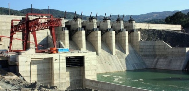 99 baraj ve HES`in açılışı yapıldı