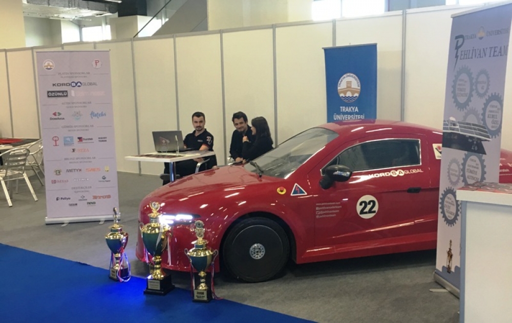 Üniversitelilerin elektrikli aracı Balkan turuna çıkacak