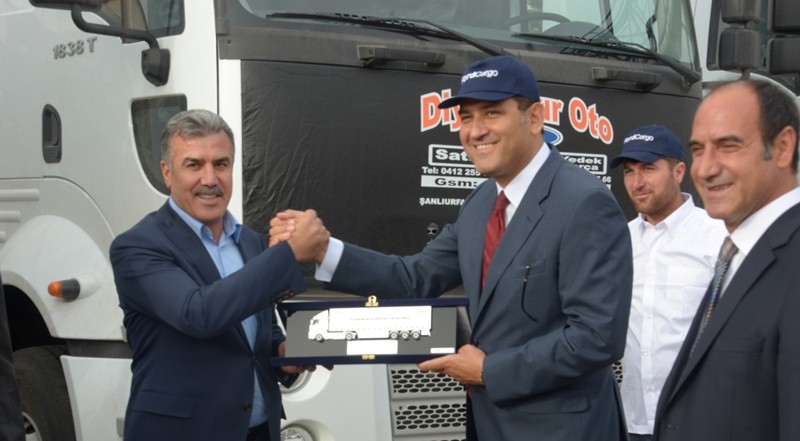 Şırnaklı Özakman Petrol’e 15 Cargo çekici