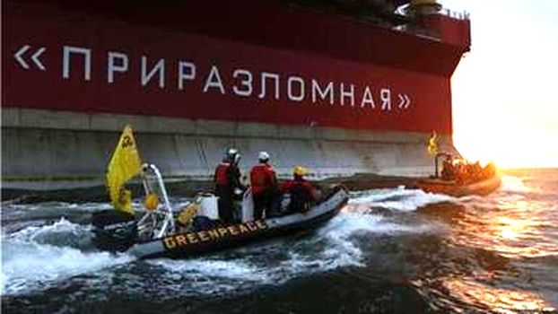 Greenpeace, Gazprom`a Arktik`te de bayrak açtı...