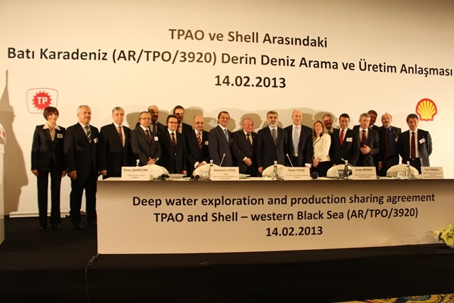 Shell ve TPAO Karadeniz`de derin arama yapacak