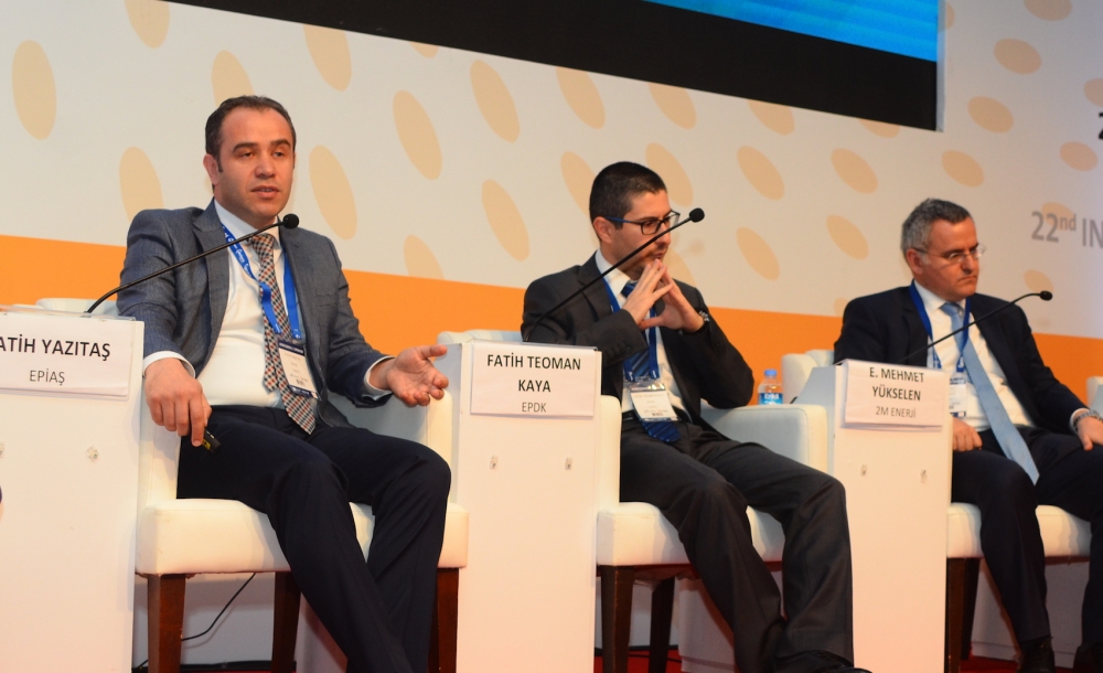 Yeşil elektrik yönetmelik bekliyor