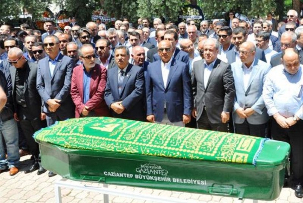 OPET YK Başkanı'nın annesi vefat etti