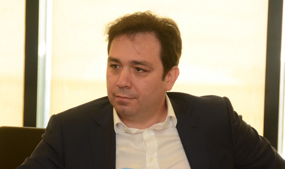 Ak: Elektrikte arz fazlasını yönetmemiz gerekiyor