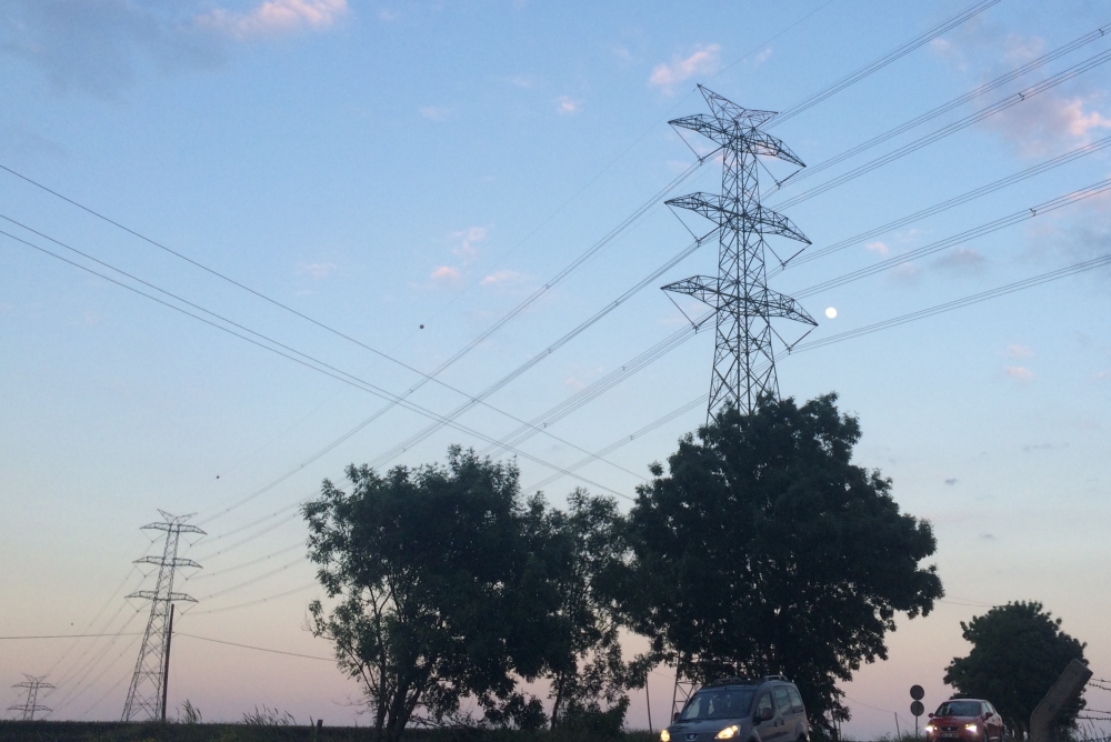 Kırşehir-Yozgat arasına elektrik hattı