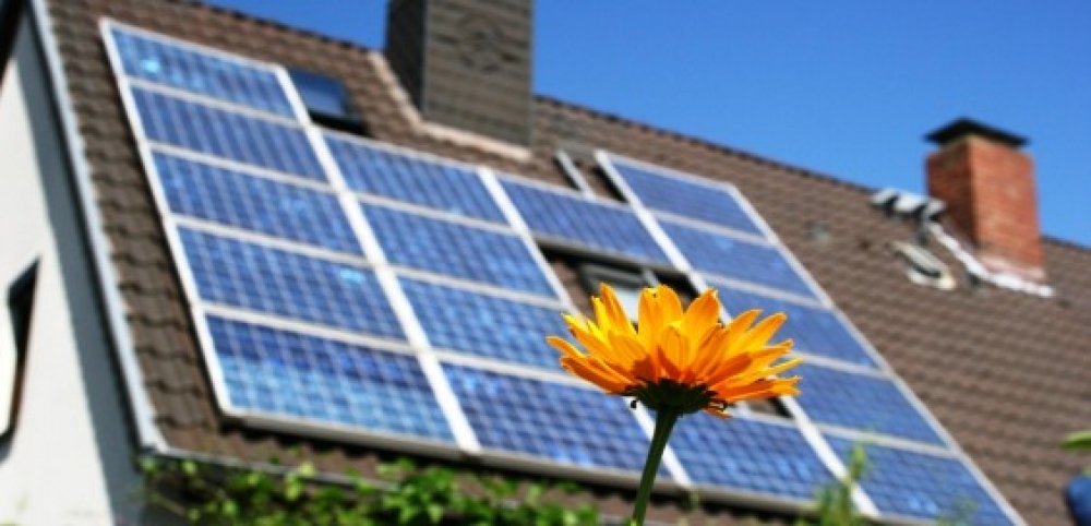 SolarCity evlere solar çatı kuracak