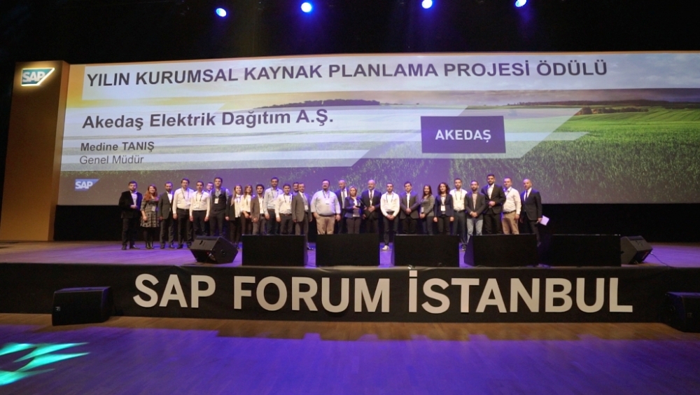 AKEDAŞ'a en iyi kurumsal kaynak projesi ödülü