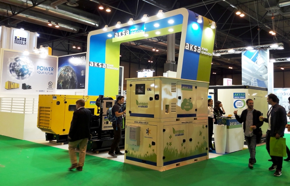 Aksa, çevre dostu hibrit jeneratörü İspanya'da tanıttı