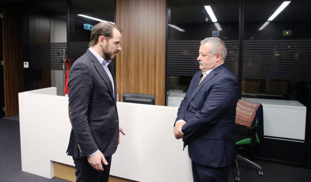 Enerji Bakanından elektrik dağıtım şirketlerine uyarı